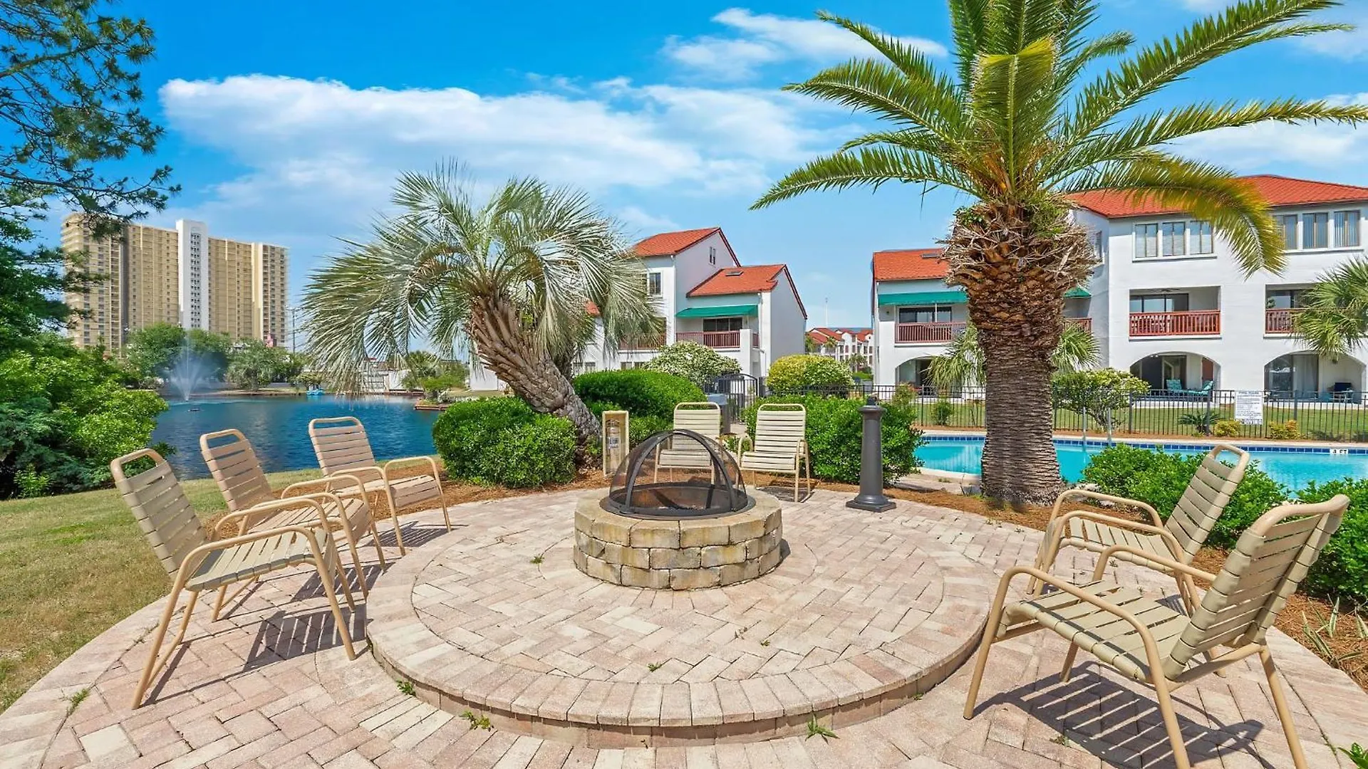 The Beachy Boater At St Thomas Square #305 By Nautical Properties Panama Stadt